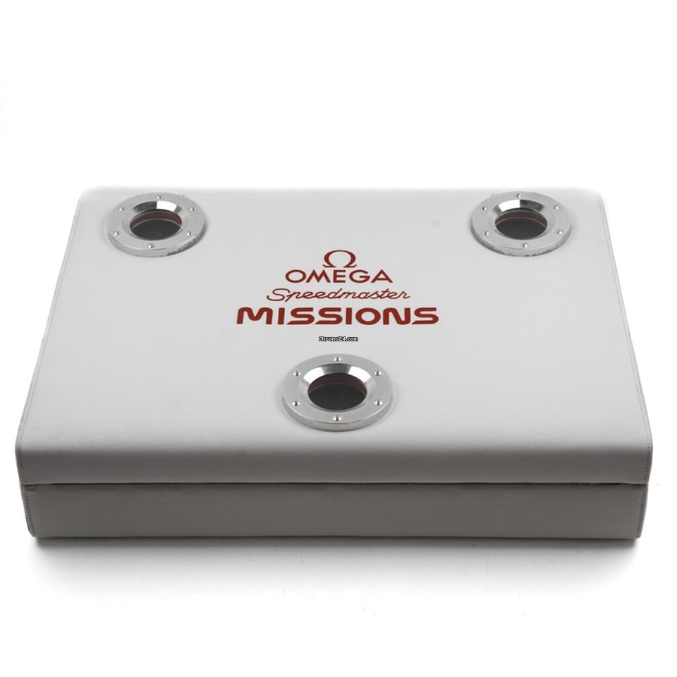 Omega Speedmaster Missions Collection 40th anniversary DEALER BOX 4/5 - 1997 - Epreuve d’art