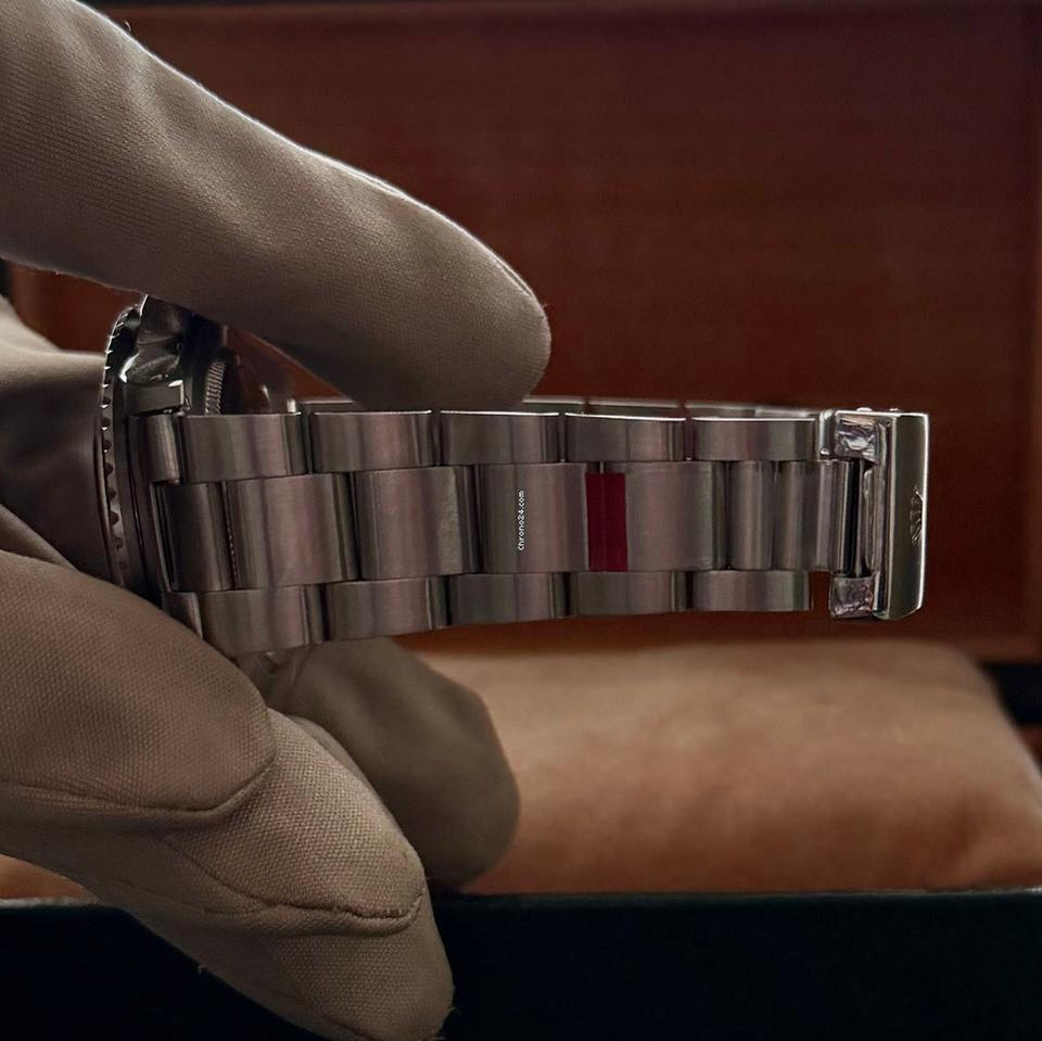 Rolex | GMT-Master | 16750 | Steel | 40 mm | Steel | Black | Automatic