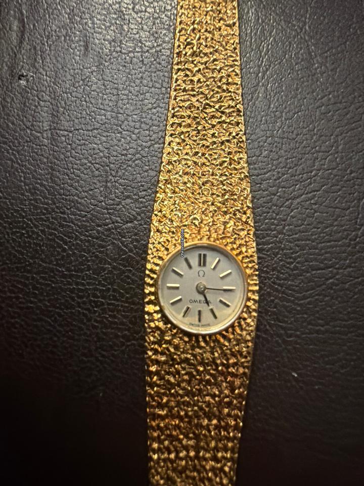 Omega Quartz 1969 ultra rare Gold