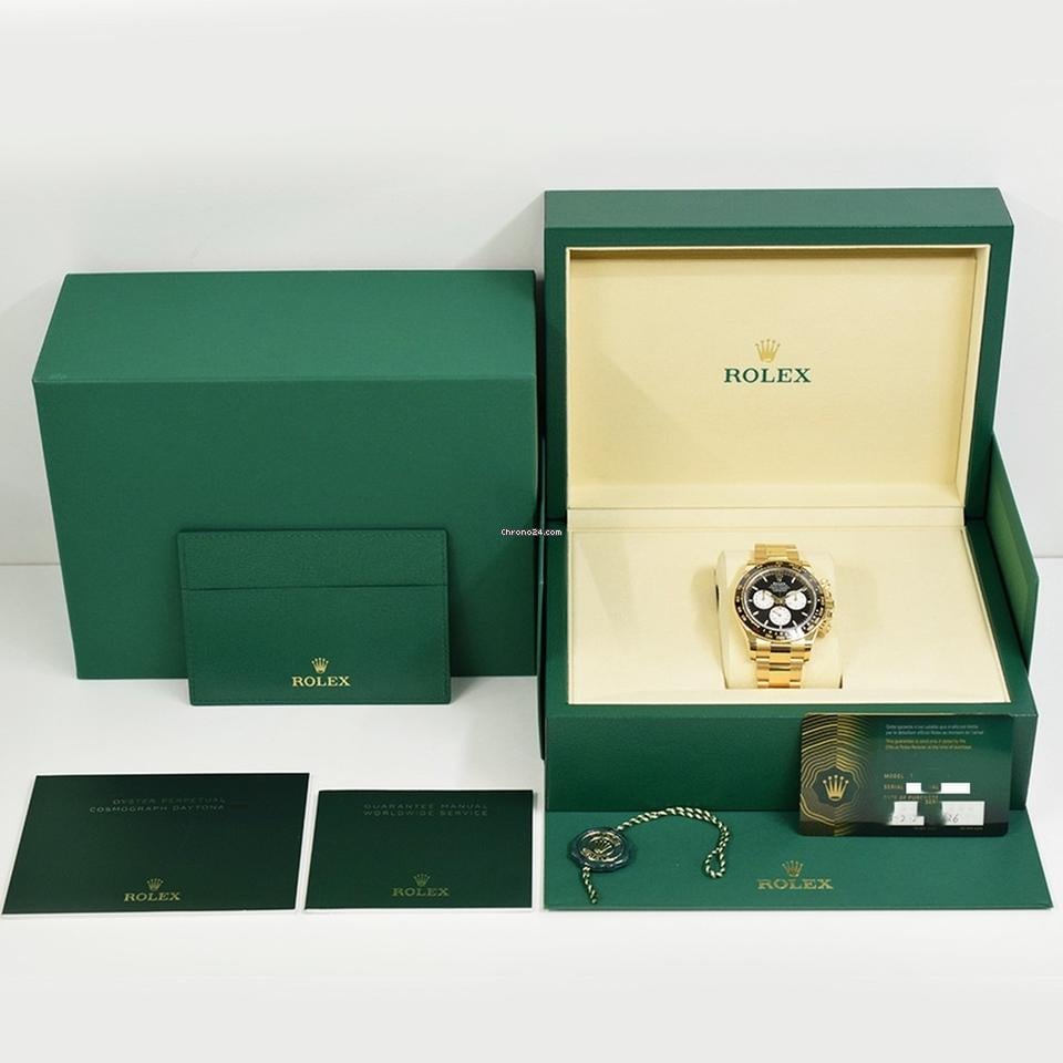Rolex | Daytona | 126528LN | Yellow gold | 40 mm | Yellow gold | Black | Automatic