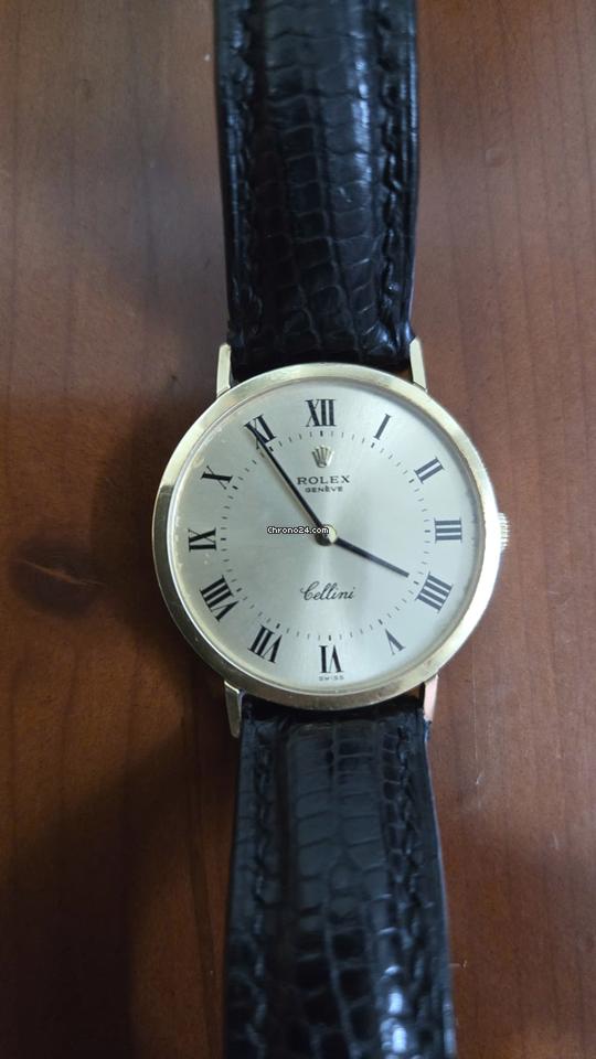Rolex | Cellini | 4112 | Yellow gold | 31 x 37 mm | Leather | Gold | Manual winding