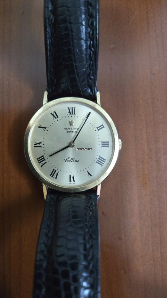 Rolex | Cellini | 4112 | Yellow gold | 31 x 37 mm | Leather | Gold | Manual winding