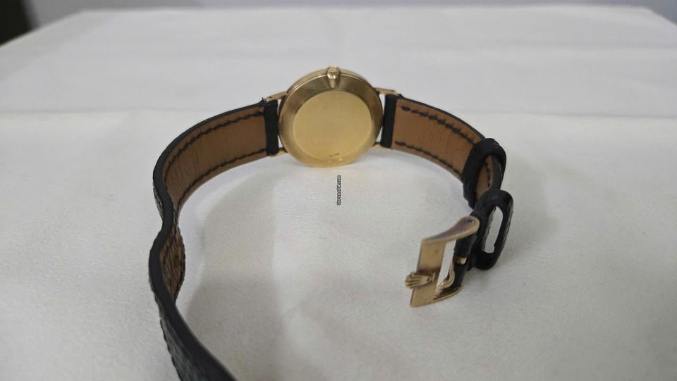 Rolex | Cellini | 4112 | Yellow gold | 31 x 37 mm | Leather | Gold | Manual winding