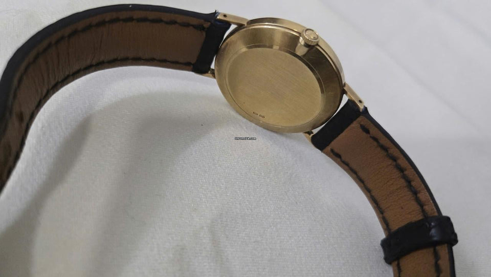 Rolex | Cellini | 4112 | Yellow gold | 31 x 37 mm | Leather | Gold | Manual winding