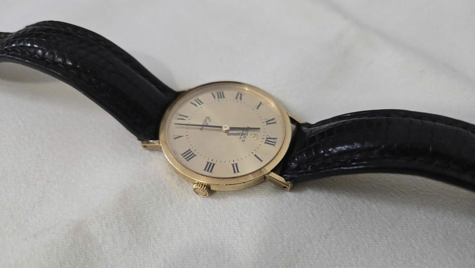 Rolex | Cellini | 4112 | Yellow gold | 31 x 37 mm | Leather | Gold | Manual winding