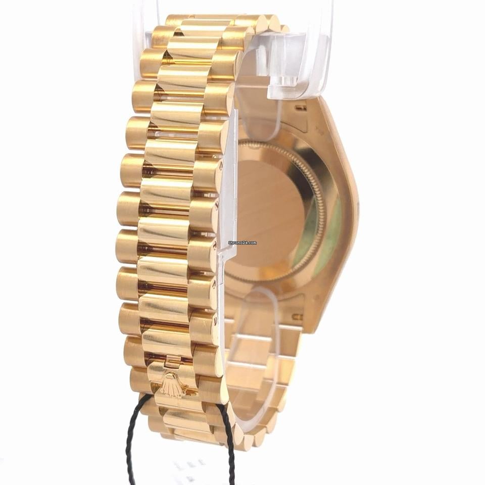 Rolex | Day-Date | 218238 | Yellow gold | 41 mm | Yellow gold | Champagne | Automatic