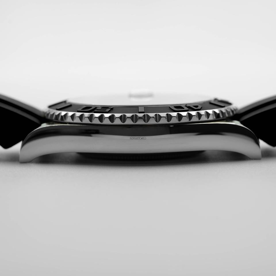 Rolex | Yacht-Master | 226659 | White gold | 42 mm | Rubber | Black | Automatic