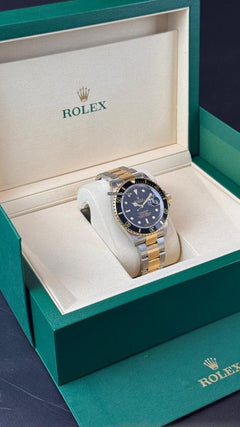 Rolex | Submariner | 16613LN | Gold/Steel | 40 mm | Gold/Steel | Black | Automatic