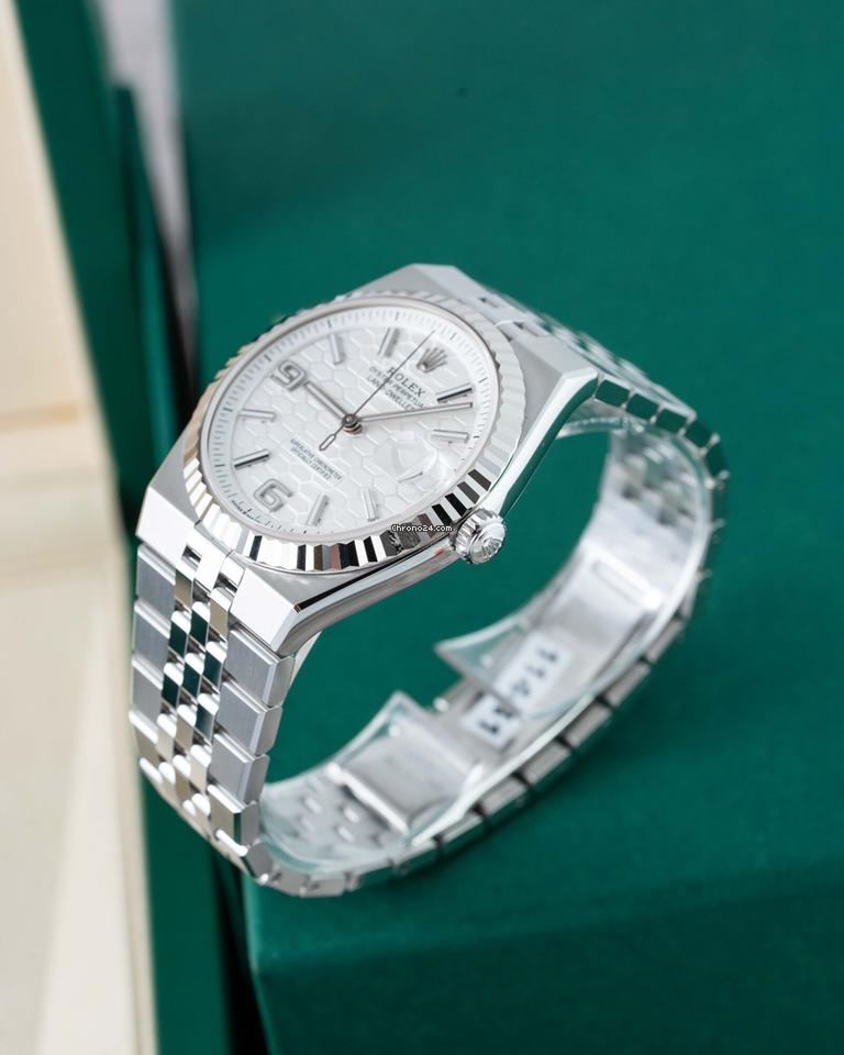 Rolex | Land-Dweller | 127334 | Steel | 40 mm | White | Automatic