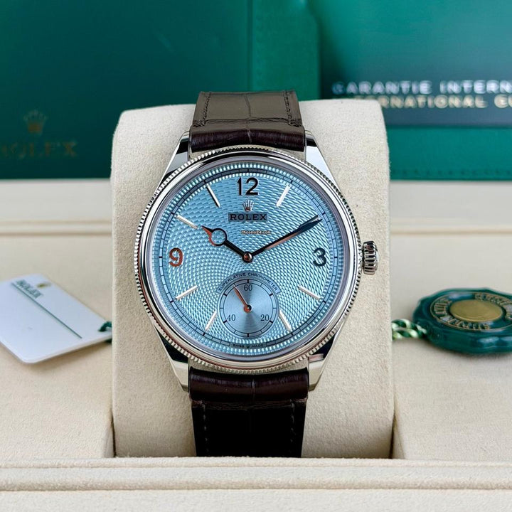 Rolex | 1908 | 52506 | Platinum | 39 x 41 mm | Leather | Blue | Automatic