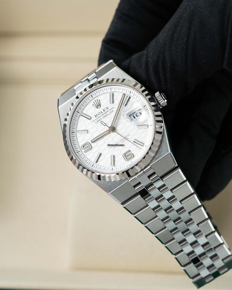 Rolex | Land-Dweller | 127234 | Steel | 36 mm | White | Automatic