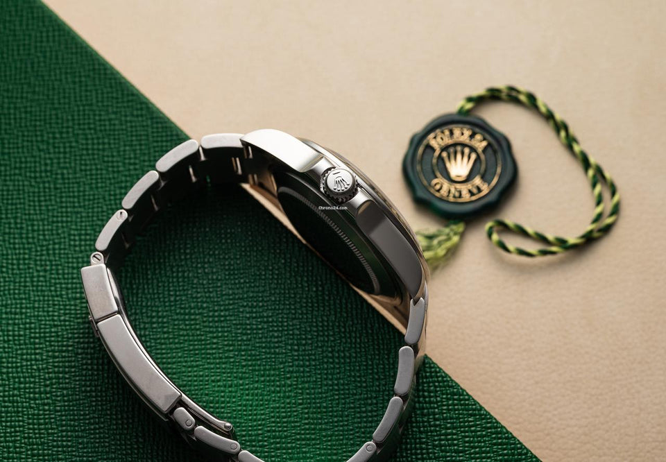 Rolex | Explorer II | 216570 | Steel | 42 mm | Steel | White | Automatic