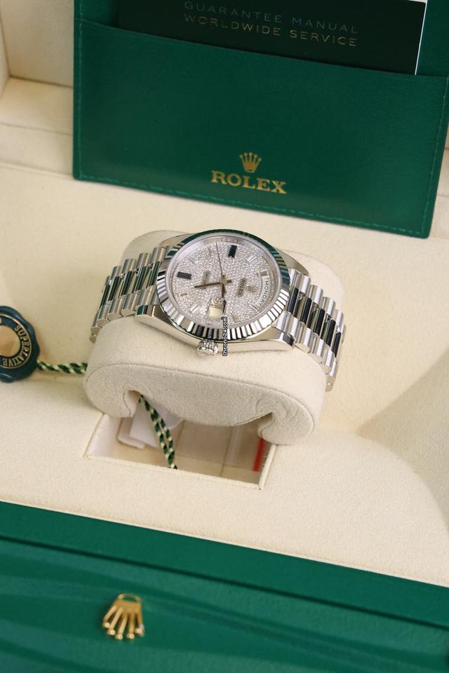Rolex | Day-Date | 228236 | Platinum | 40 mm | Platinum | Silver | Automatic