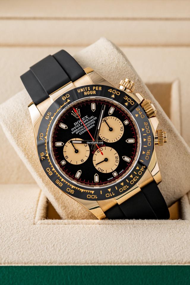 Rolex | Daytona | 116518LN | Yellow gold | 40 mm | Rubber | Black | Automatic