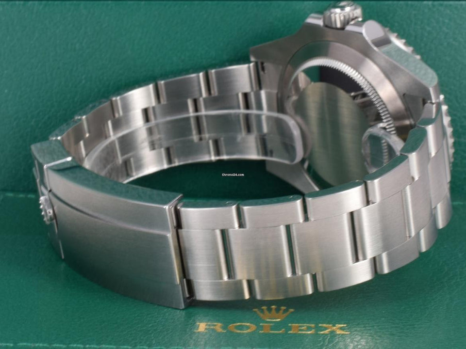 Rolex | Submariner | 126610LV | Steel | 41 mm | Green | Automatic