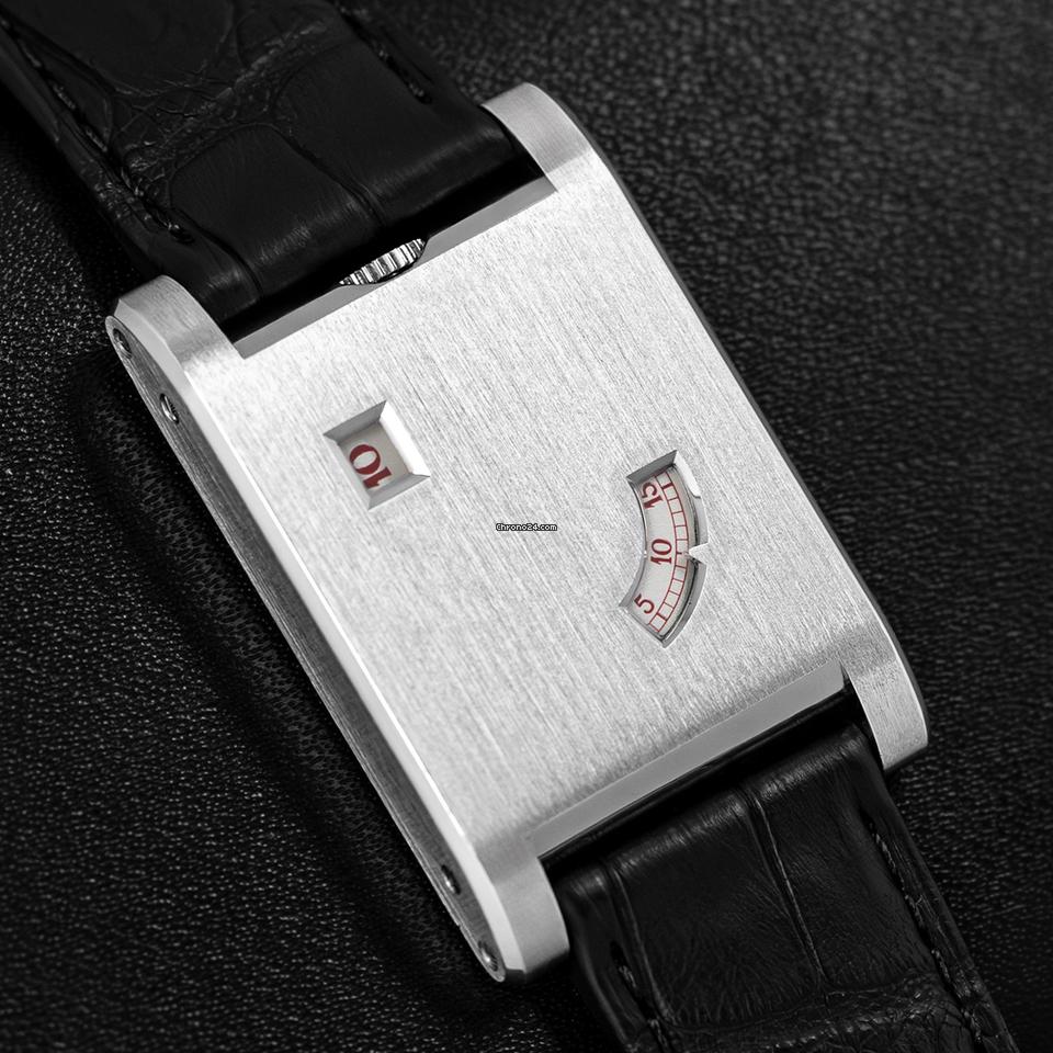 Cartier Tank à Guichets
