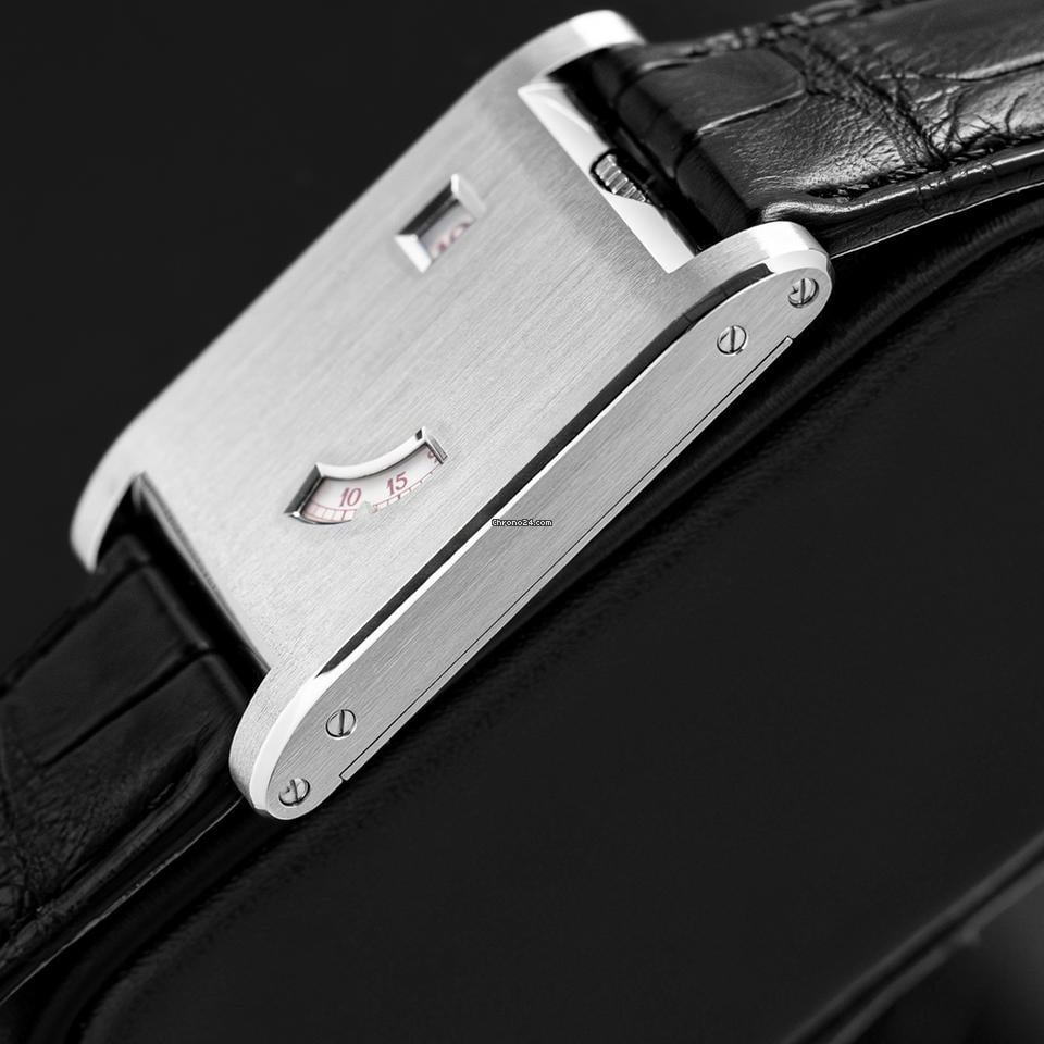 Cartier Tank à Guichets