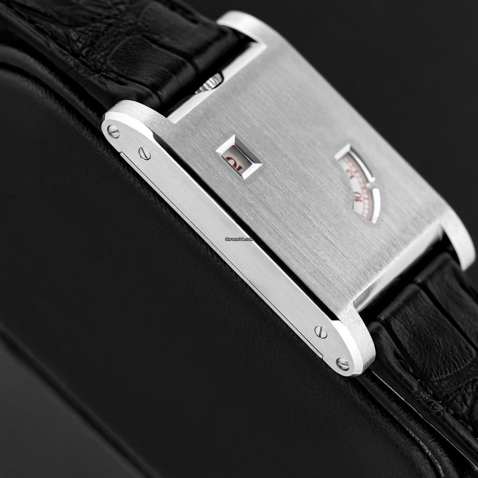 Cartier Tank à Guichets