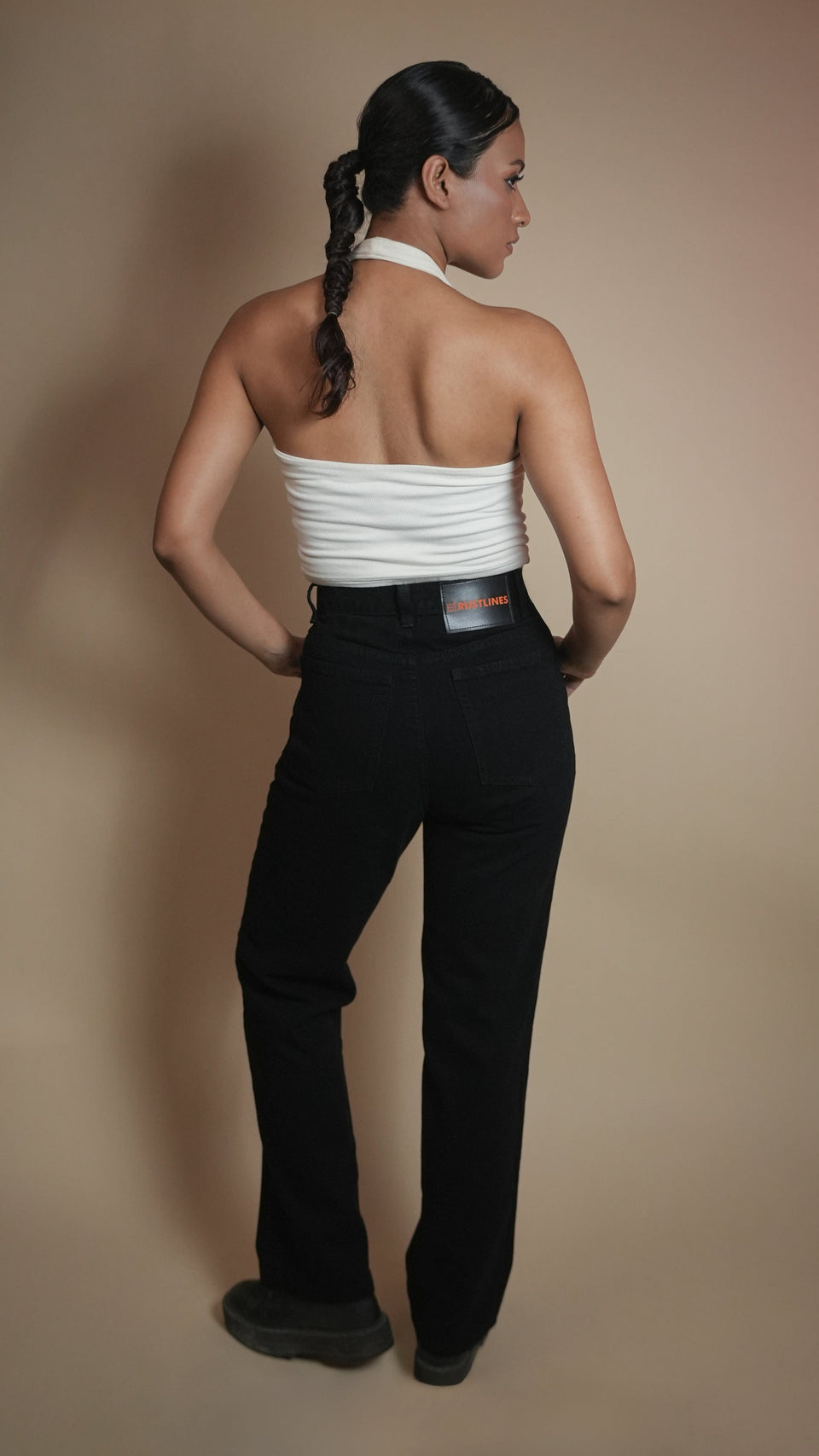 CLASSIC BLACK DENIM WOMEN'S JEANS