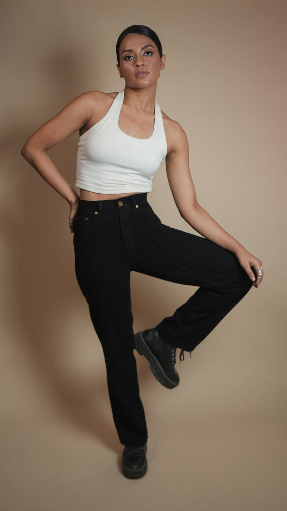 CLASSIC BLACK DENIM WOMEN'S JEANS