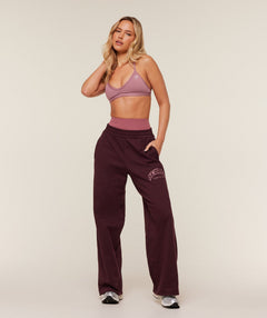 Gymshark Collegiate Graphic Straight Leg Jogger - GS Rich Maroon