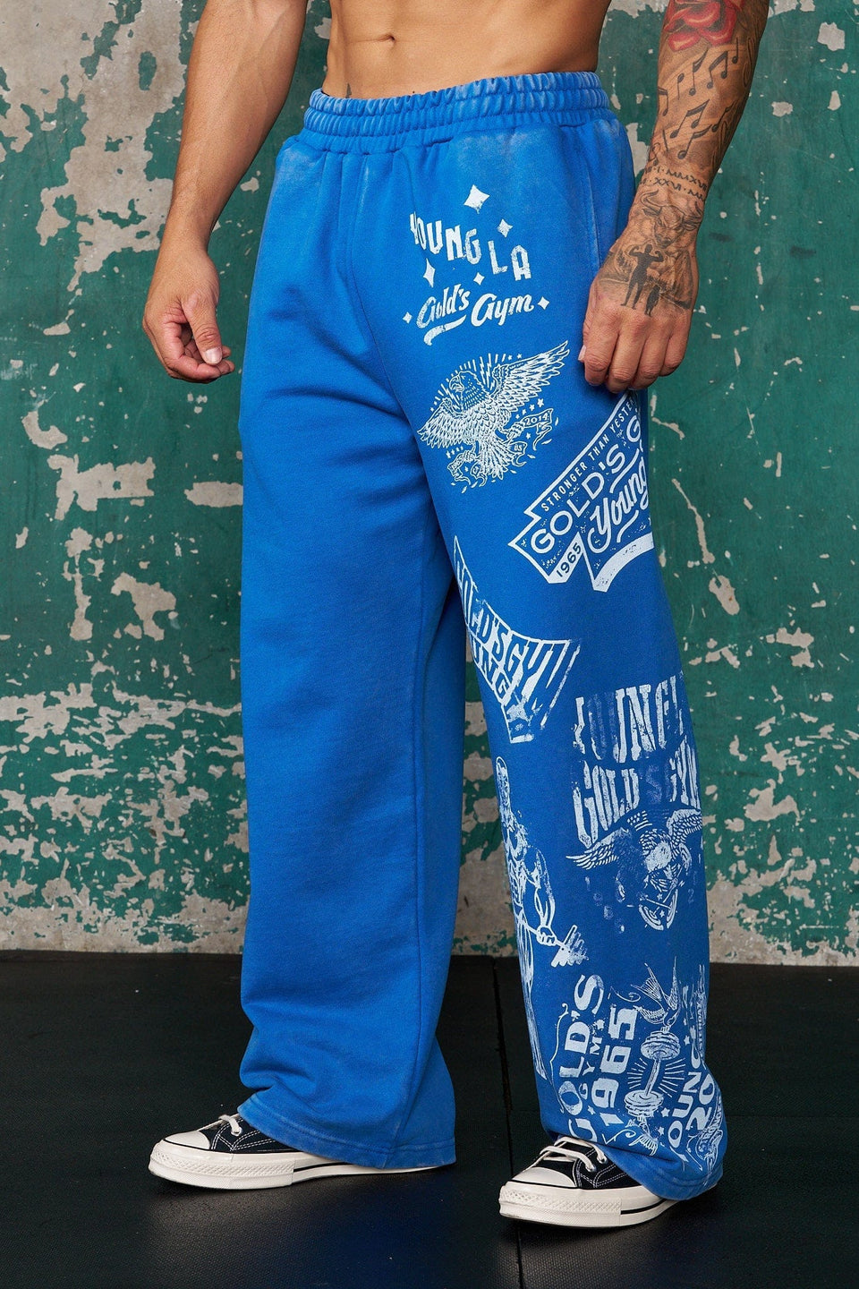 2142 - Golds Gym Evolution Sweats