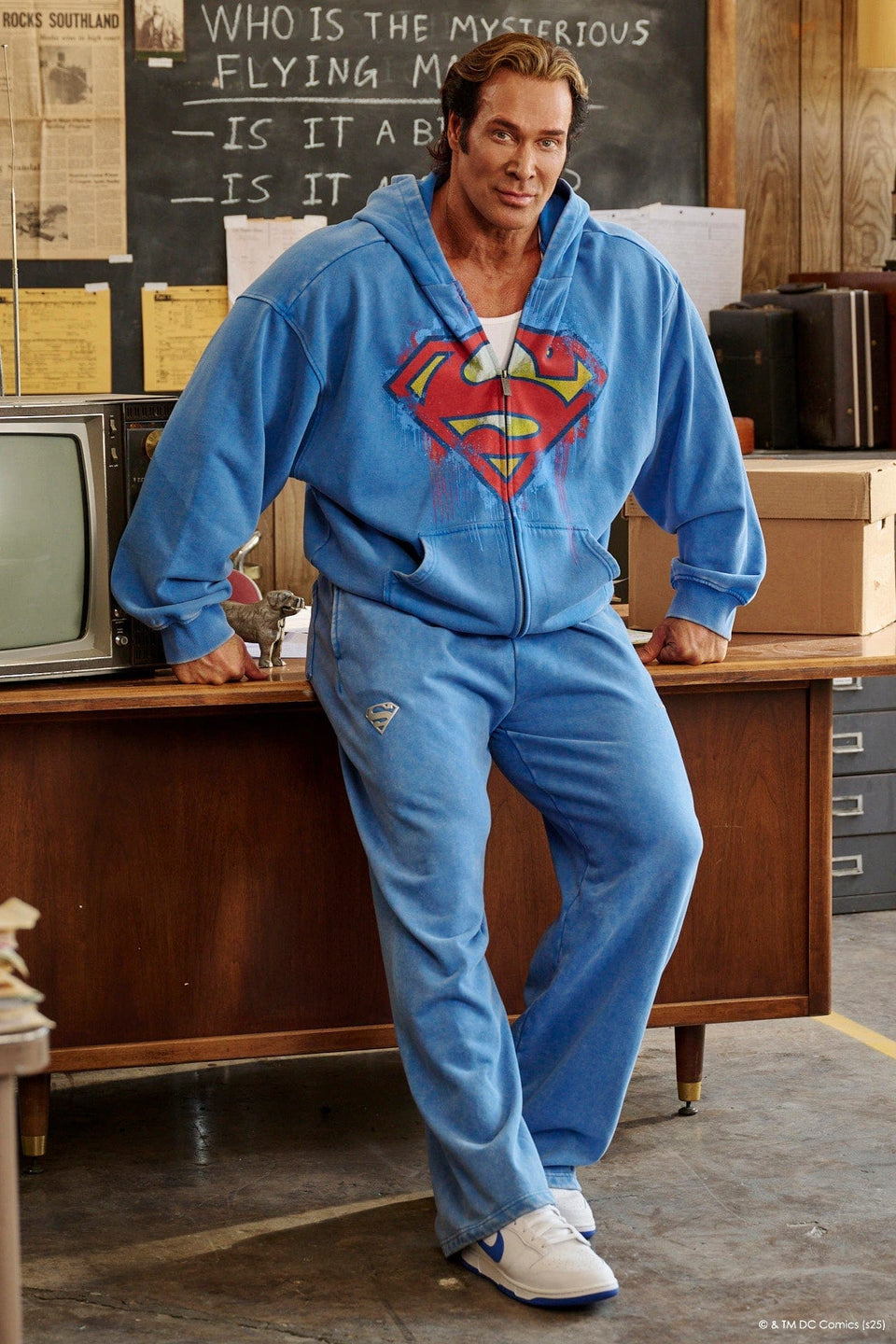 5011 - Superman Drip Zip-Ups