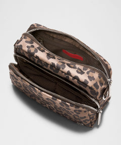 Lululemon Everywhere Crossbody Bag 2L *Leopard