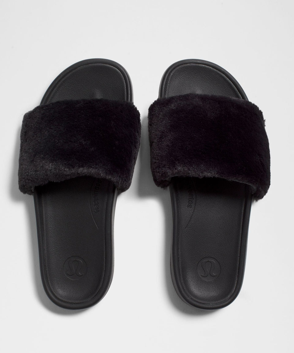Lululemon Women's Restfeel Faux Fur Slide