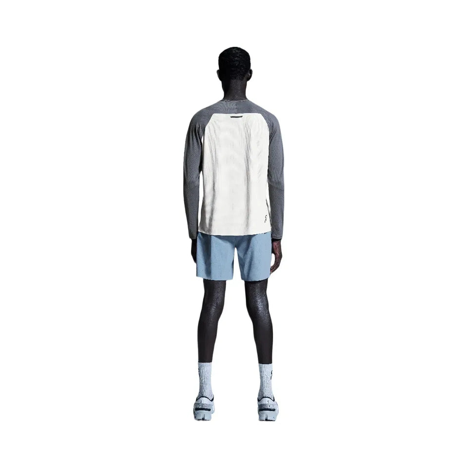 On 7" Performance Shorts Chambray