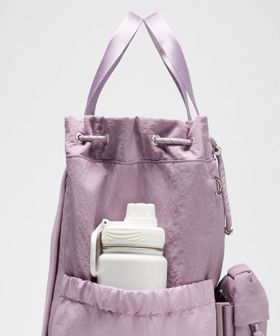 Lululemon 2-in-1 Drawstring Bucket Bag