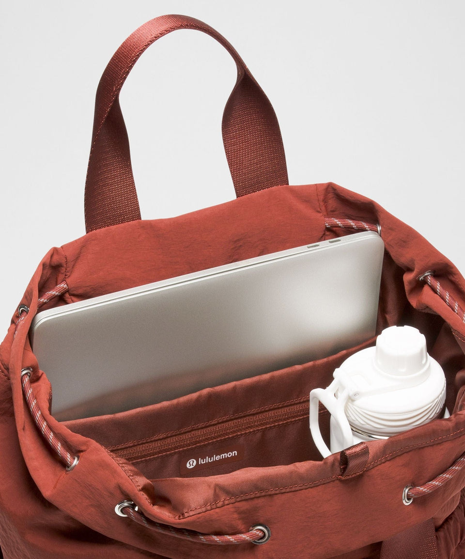 Lululemon 2-in-1 Drawstring Bucket Bag