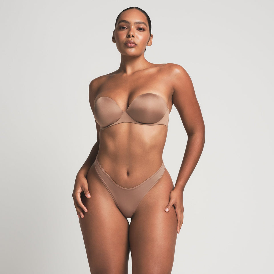 Skims Ultimate Strapless Push-up Bra — Part 2