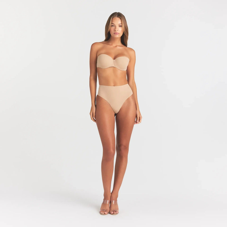 Smoothing Intimates Strapless Bra — Part 1