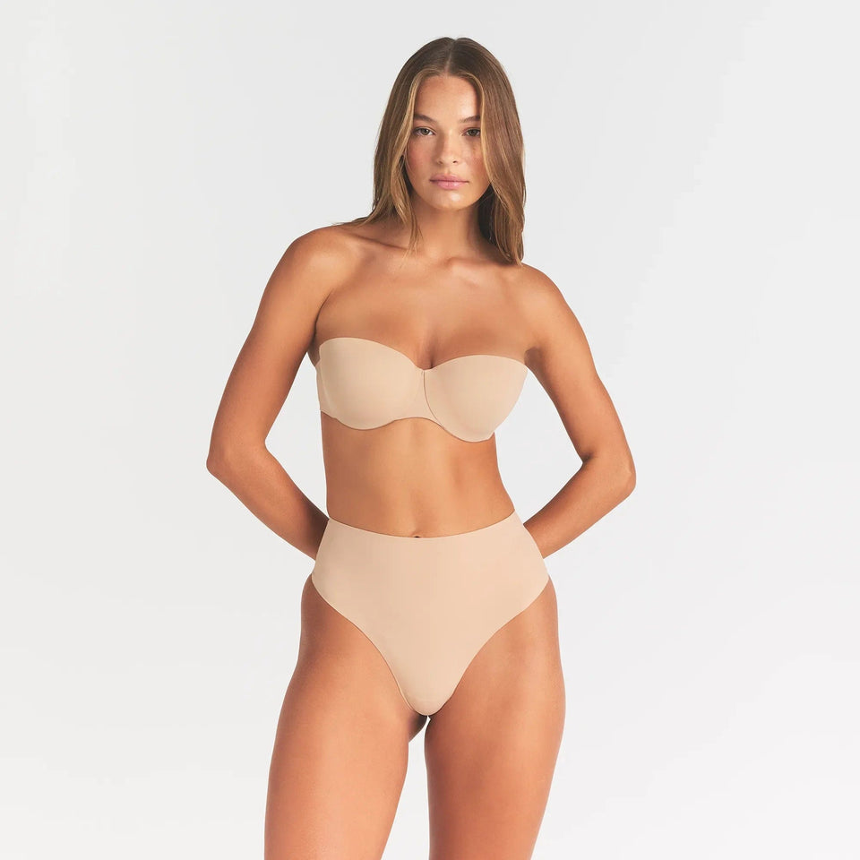 Smoothing Intimates Strapless Bra — Part 1