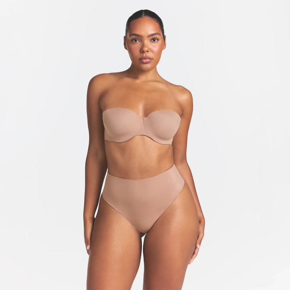 Smoothing Intimates Strapless Bra — Part 1