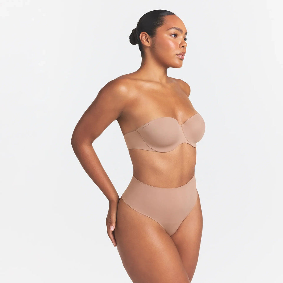 Smoothing Intimates Strapless Bra — Part 1