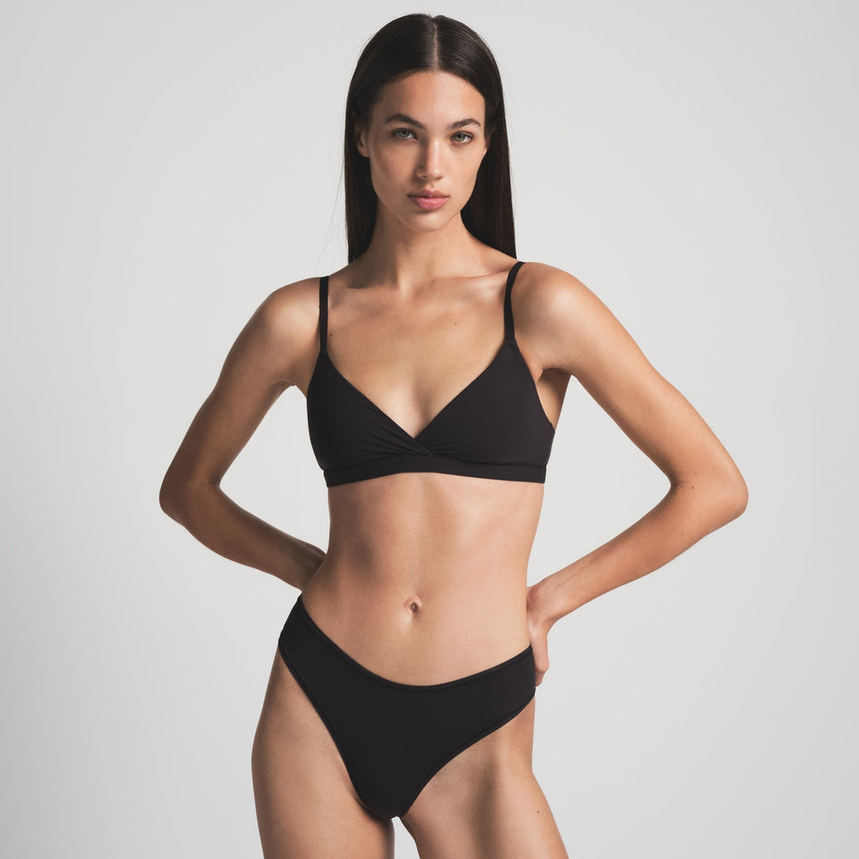 Fits Everybody Crossover Bralette