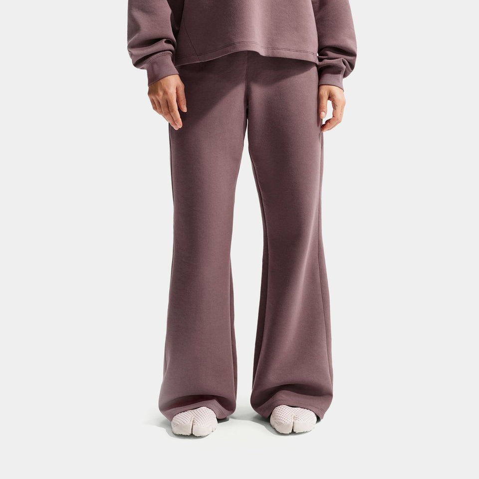 Nike 24.7 ImpossiblySoft Dri Fit High Waisted Loose Flared Womens Pants (Tattoo/Burgundy Crush)