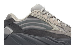 Yeezy 700 Tephra