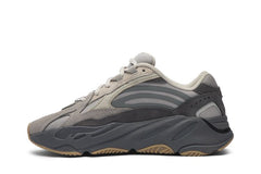 Yeezy 700 Tephra