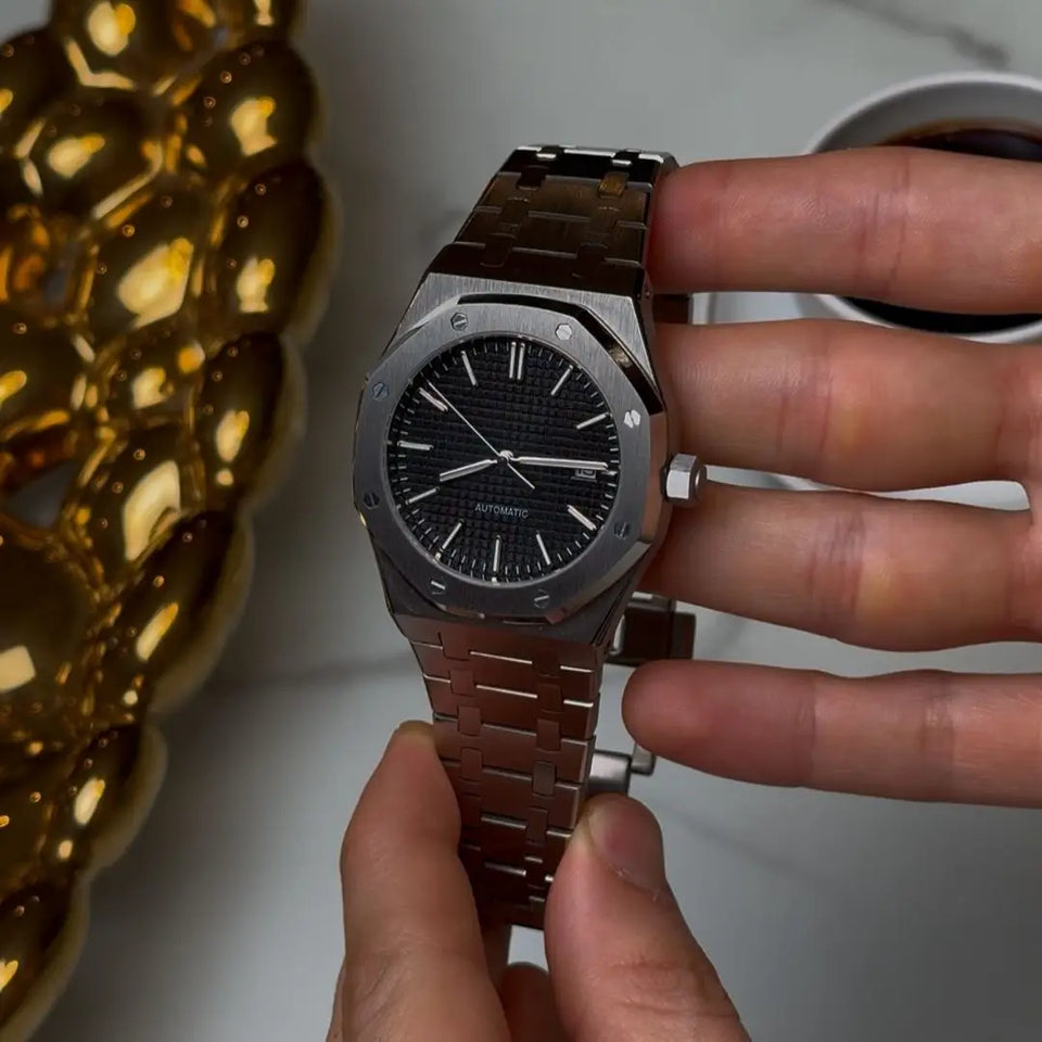 Royal Seikoak Black