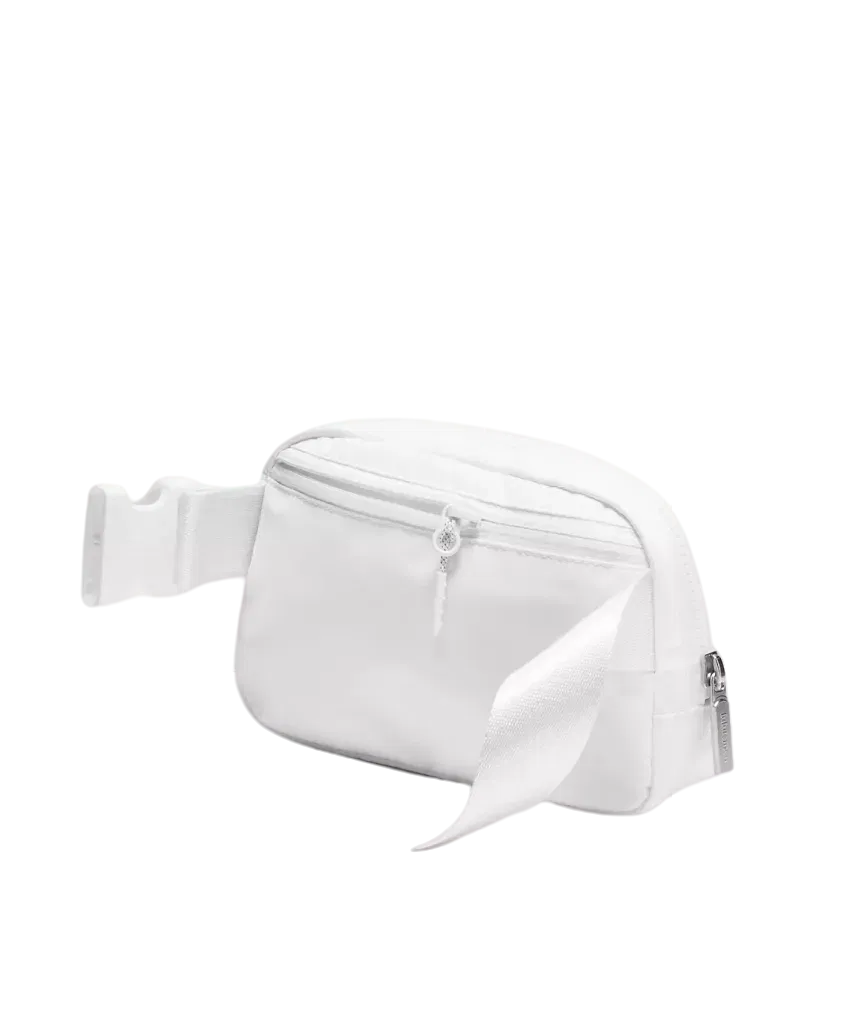 Lululemon Everywhere Belt Bag 1 White