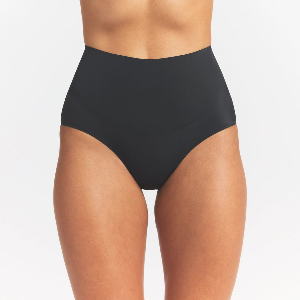 Smoothing Intimates High-waisted Brief