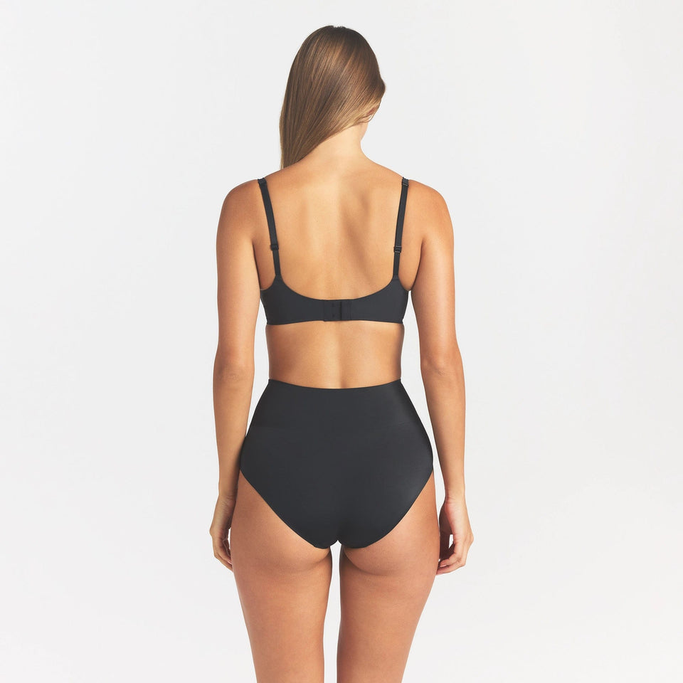 Smoothing Intimates High-waisted Brief