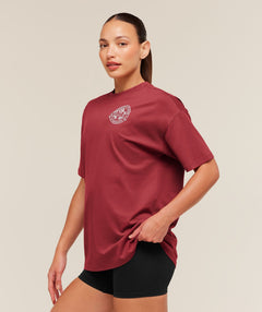 Women's Gymshark Strength And Fitness Crest Graphic T-Shirt Athletic Burgundy