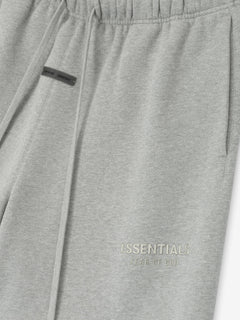 Fear of God Essentials Classic Fleece Sweatshort Concrete Heather
