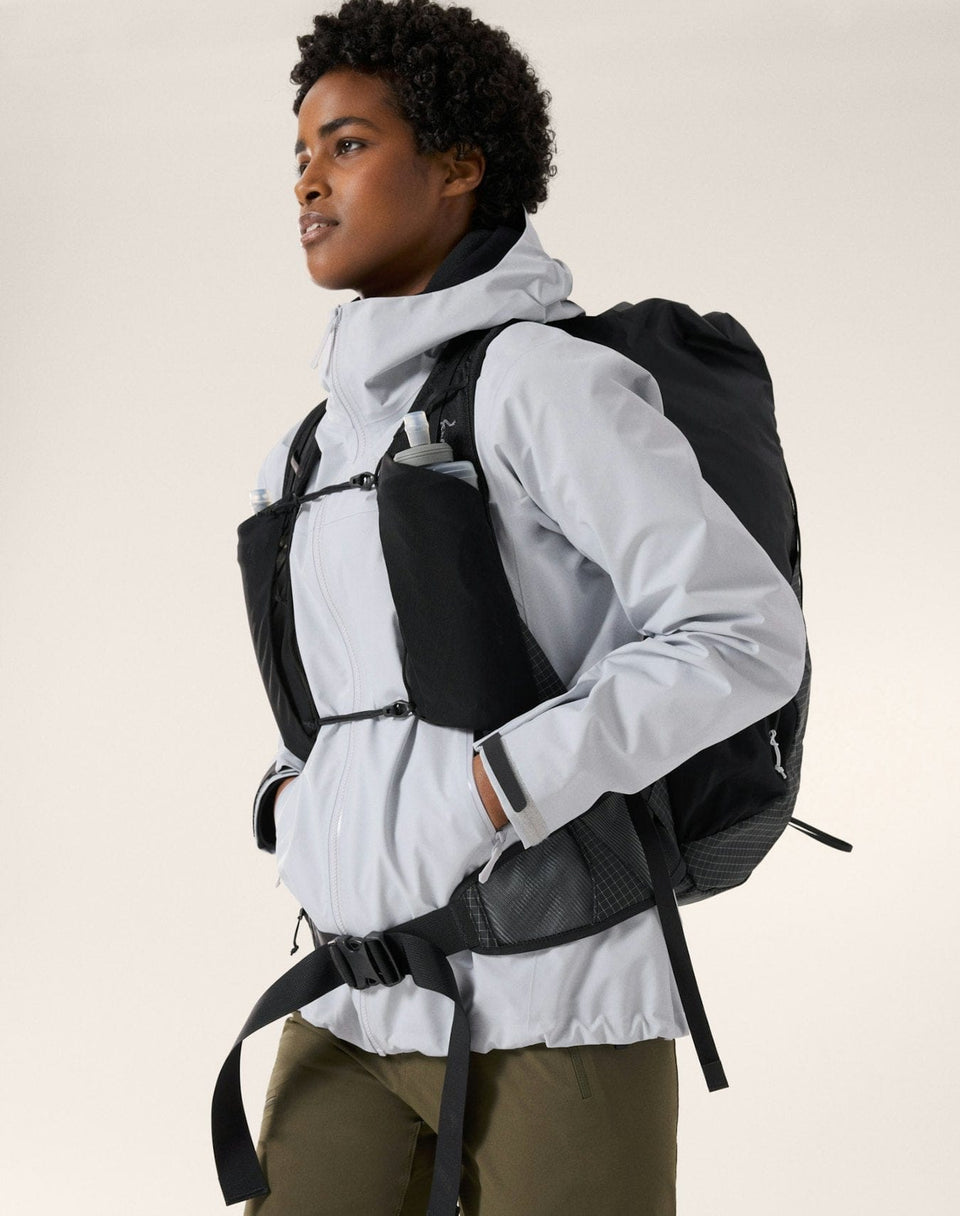 Arc'teryx Beta Jacket Women's Solitude