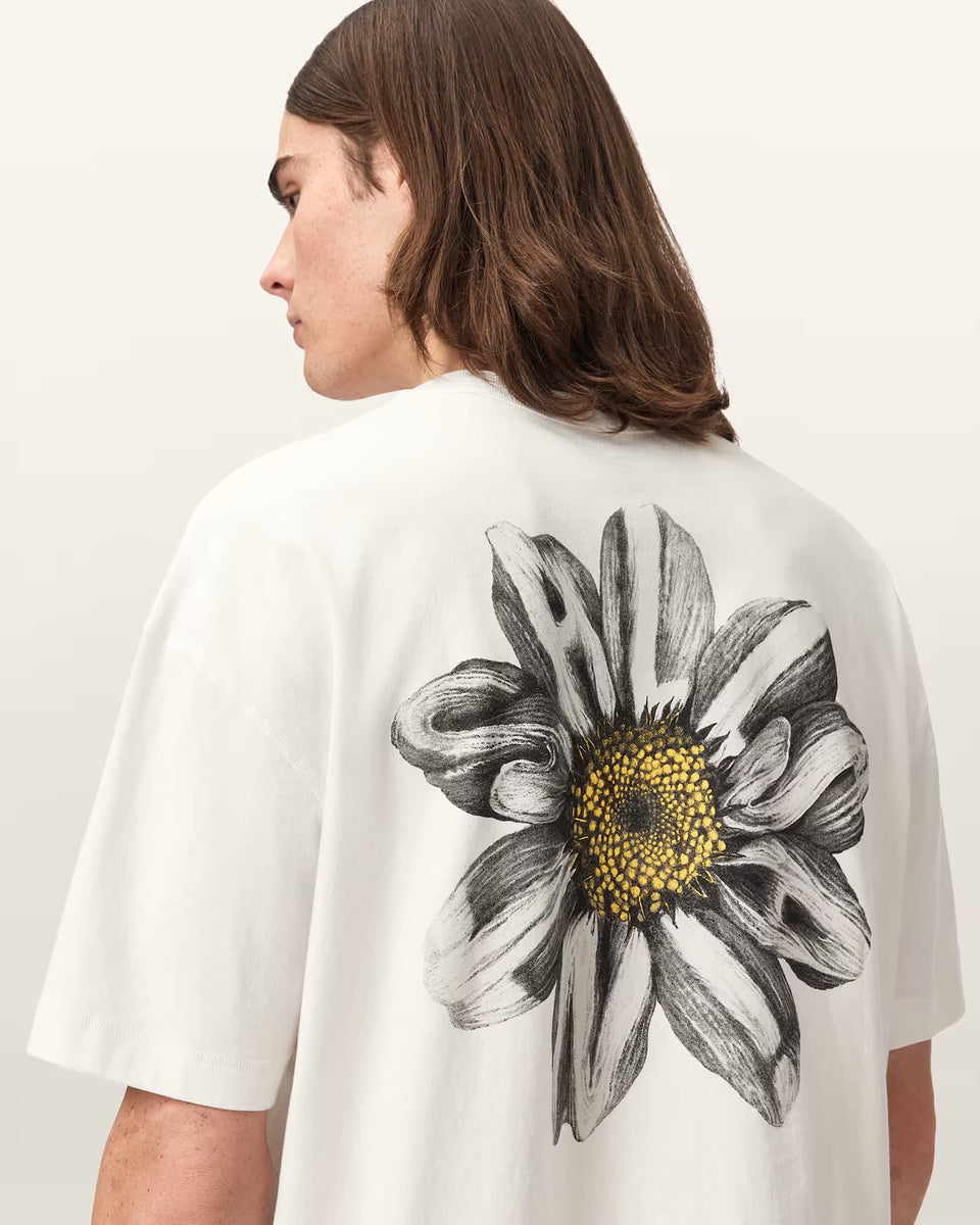 Petals Boxy Short Sleeve Graphic Chalk White T-Shirt