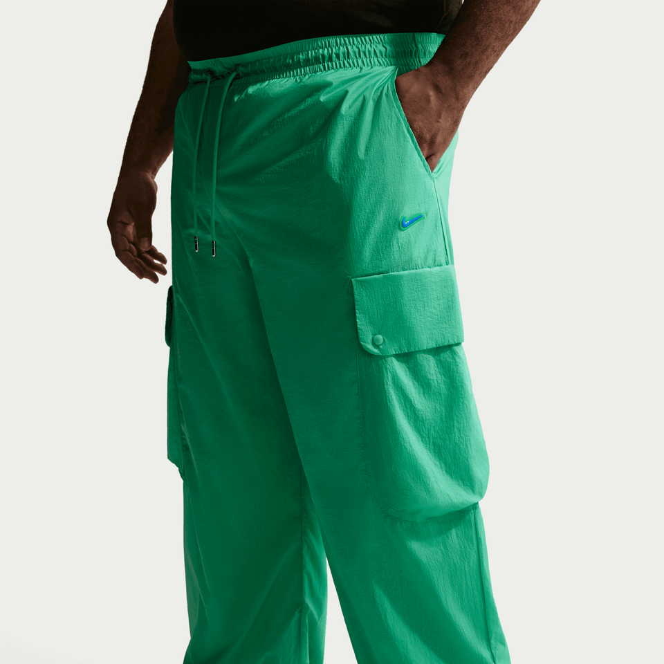 Nike PROJECT F.R.O.G CARGO PANTS - GREEN SHOCK